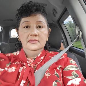 Meet your Posher, Aida